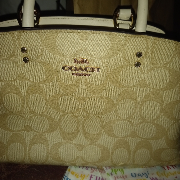 Purses and wallets - Picture 4 of 6